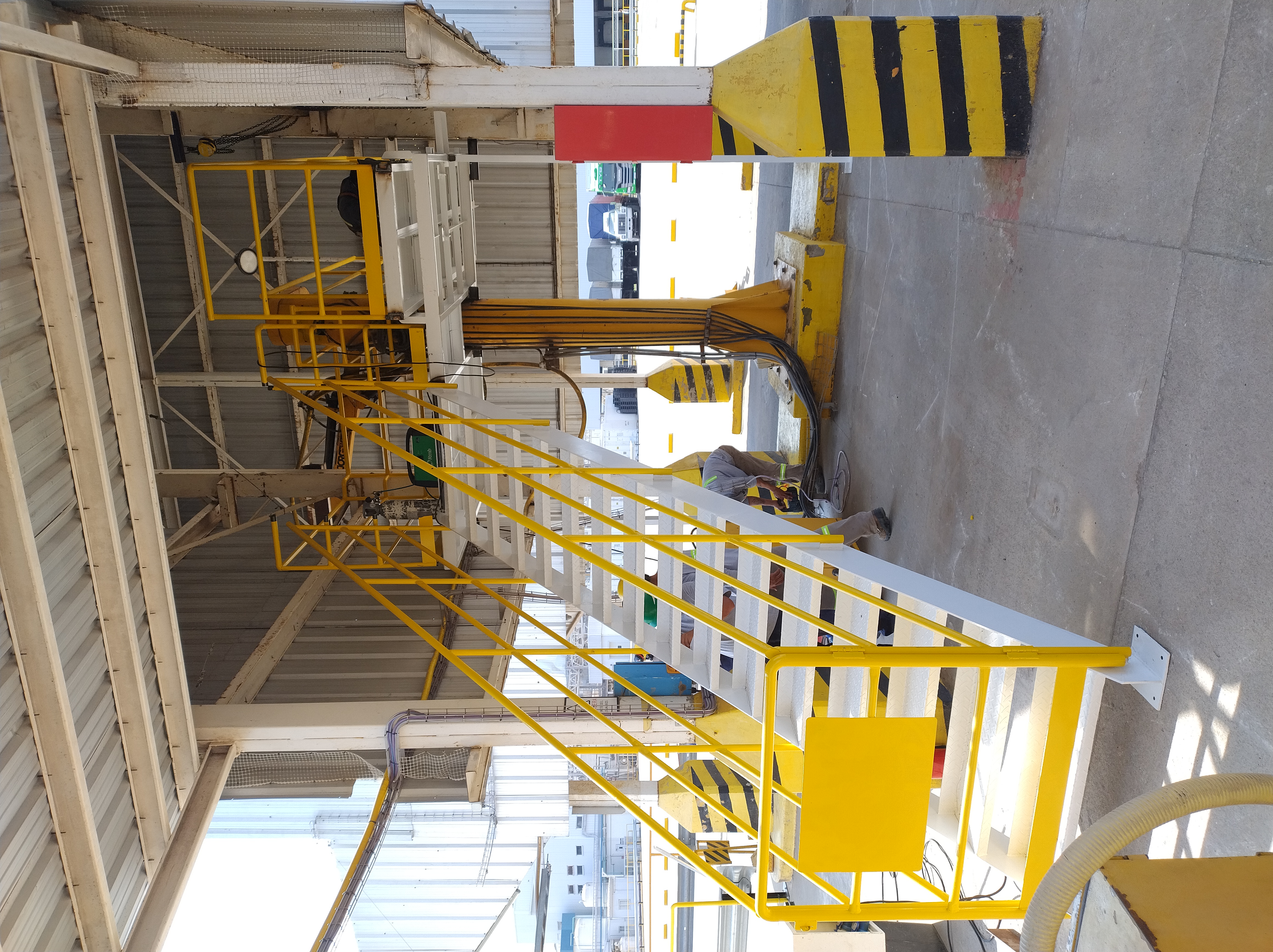 Foto Diseño, Fabricación y Montaje de Estructuras